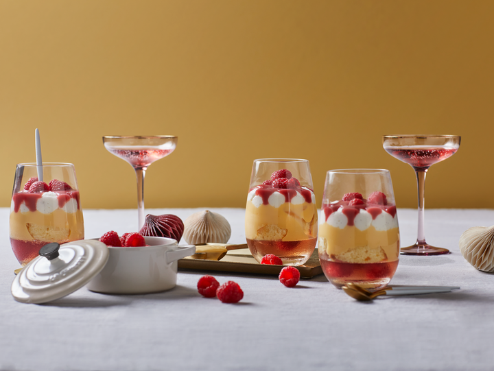 Sparking wine Jelly and Raspberry Curd Trifles
